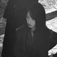 Tống Hân Nhiễm - cô