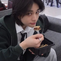 Hwang Hyunjin