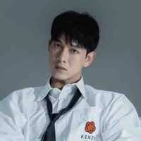 Song Luân 