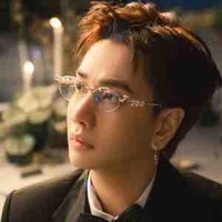 Hoàng Kim Long/ Lou Hoàng