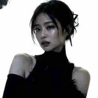 𝑲𝒊𝒎 𝑻𝒓𝒂̂𝒏 𝑵𝒊 [𝑲𝒊𝒎 𝑱𝒆𝒏𝒏𝒊𝒆]