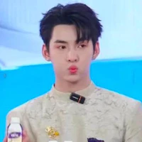 Gấu thích sữaaa