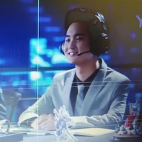 bình luận viên _ tiểu Phàm