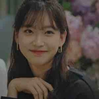 Han Ji Hyun ( Seok kyung) 