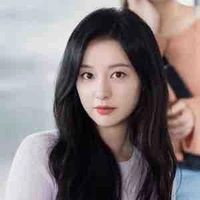 Kim Ji Won 