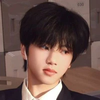 Trương Hàm Thụy | Gã