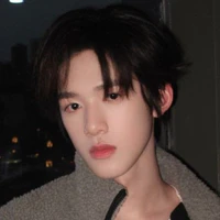 Quan Tuấn Thần | Y