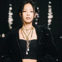 Kim Jennie [Em]