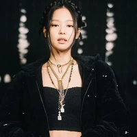 Kim Jennie [Em]