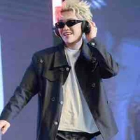 hoàng đức duy (captain)