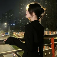 Hàn Sơ Uyển_mẹ [cô]