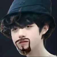 cr người giống Chu:)