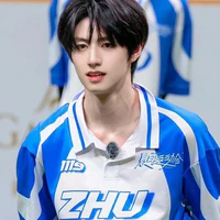tác giả yêu chu chí hâm