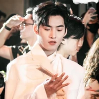 Hùng Huỳnh