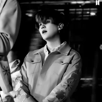 Min Yoongi_Yoongie_Hắn