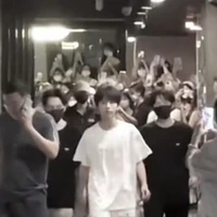 Nhiếp Vĩ Thần