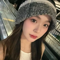 June Wanwimol (nàng)