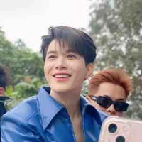 Anh tú (anh tú atus)