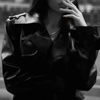 Earn Sirilak - Mẹ Cô