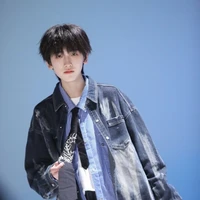 Tả Kì Hàm 
