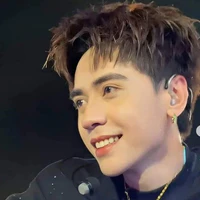Lê Quang Hùng (Phone)