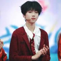 nhiếp vĩ thần