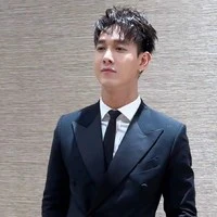 Song Luân 