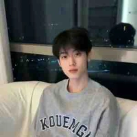 Thầy Hoàng