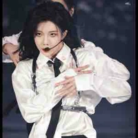 Thẩm Mộng Dao ( cô )