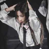 Viên Nhất Kỳ ( kỳ kỳ )