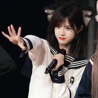 Bách Hân Dư (Nàng)