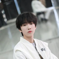 Nhiếp Vĩ Thần