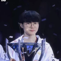 Faker 🐧