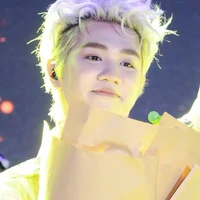 Hoàng Đức Duy - Thập
Tam Hoàng Tử