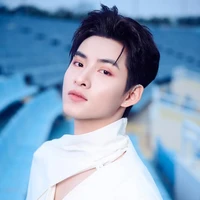hùng huỳnh