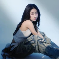 Yoko Apasra _ Em _