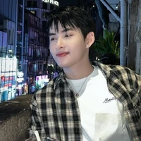 hùng huỳnh
