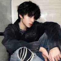 Vương Lỗ Kiệt_Hắn