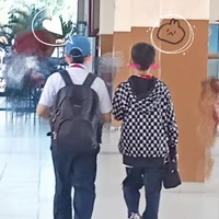 nhỏ hay bị Tứn Kịt quánh 😭😭