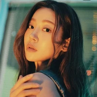 Kang Mi Na ( nàng )