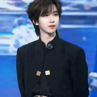 Hạ Tuấn Lâm_em