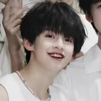 Dương Hàm Bác 