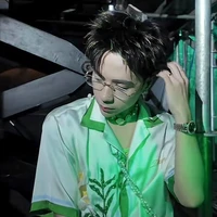 Lê Quang Hùng {Phone}