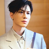 Bùi Anh Tú(atus)