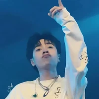 Quang Hùng