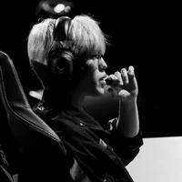 moon hyeon jun(oner)