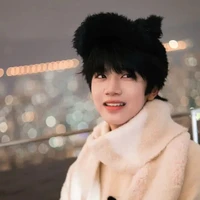 Trướng Hàm Thụy  - cậu -