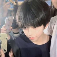 Trương Hàm Thuỵ _gã ta_
