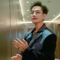 Lou Hoàng