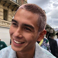 Evan Mock (hắn)